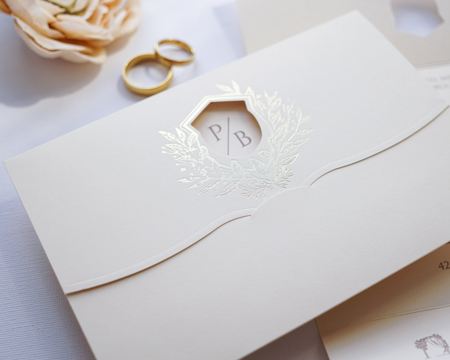 9158 - Elegant Wedding Invitation