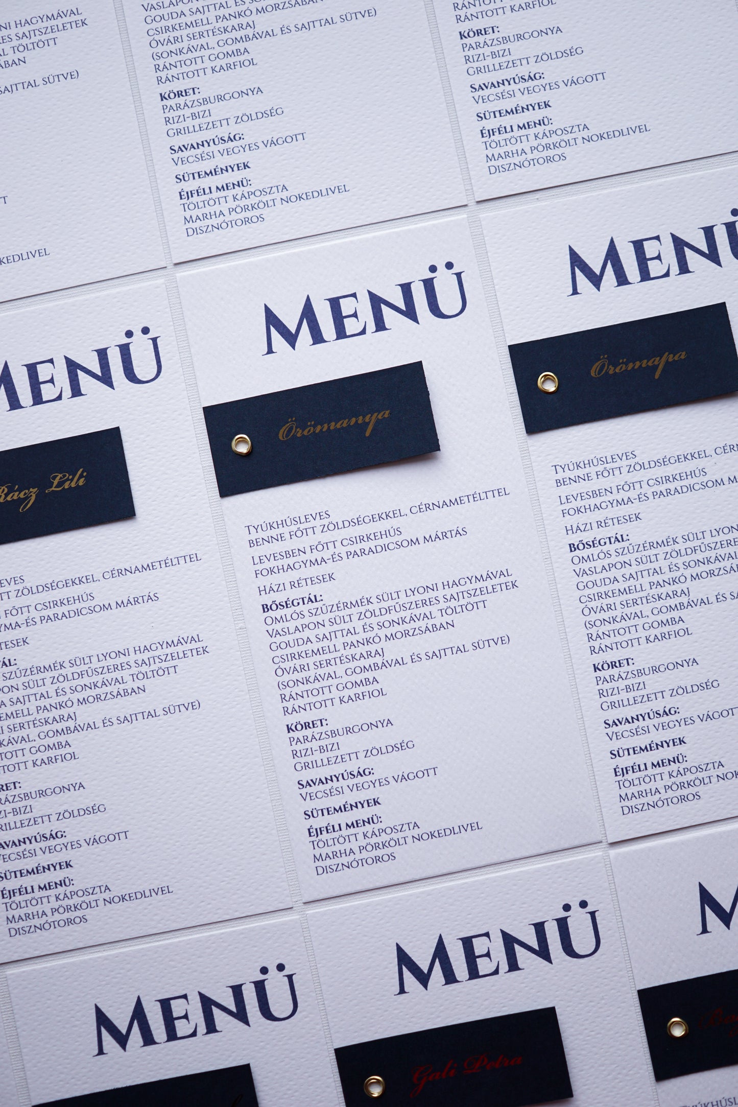 ME53 - Meniu și place card bleumarin cu nume aurii din folie metalică