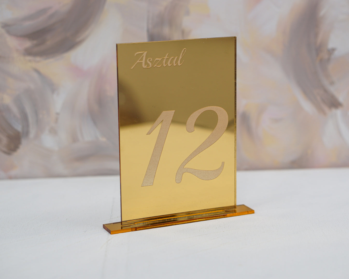 AS07 - Laser cut plexiglass table number