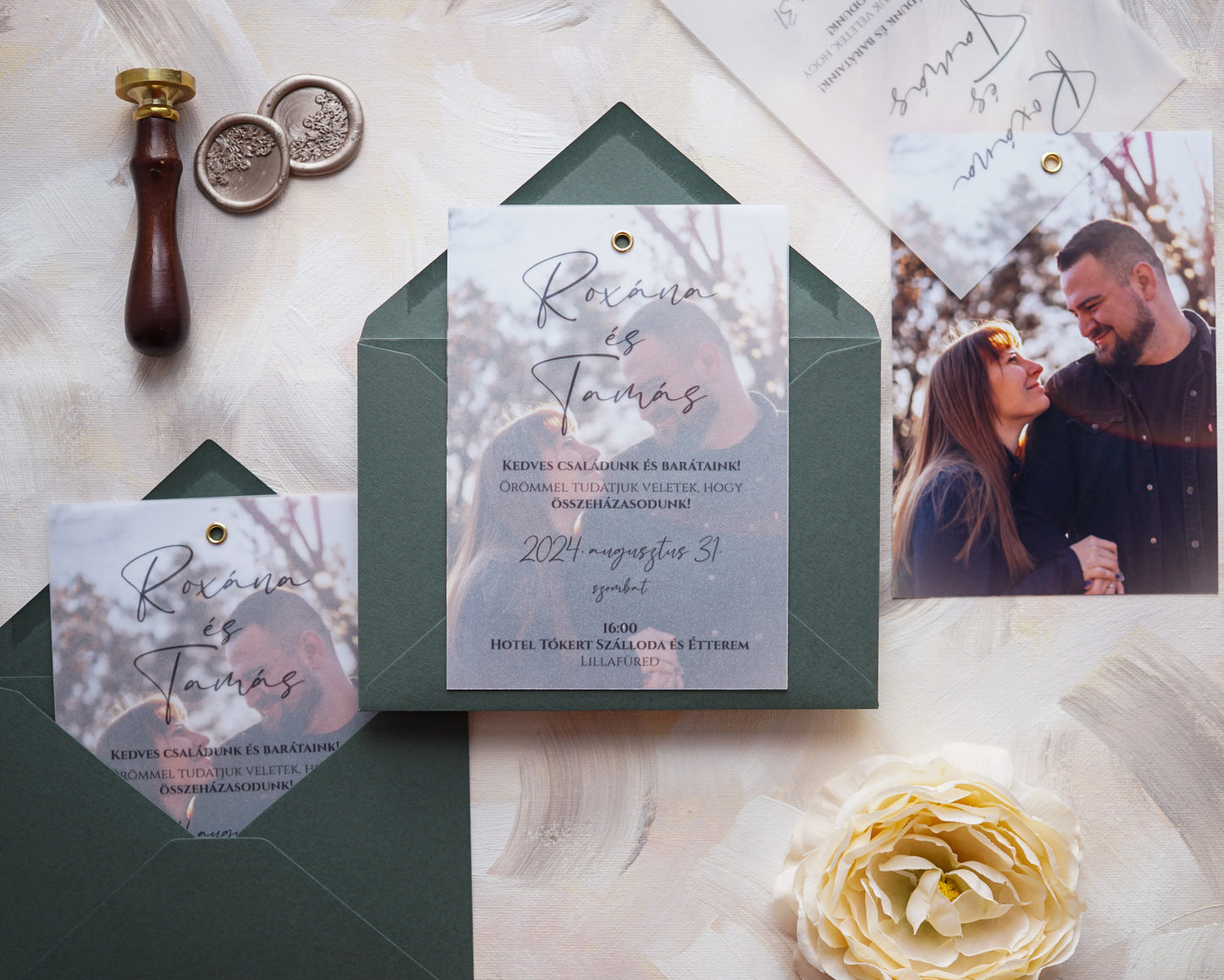 EM57 - Photographic minimalist wedding invitation