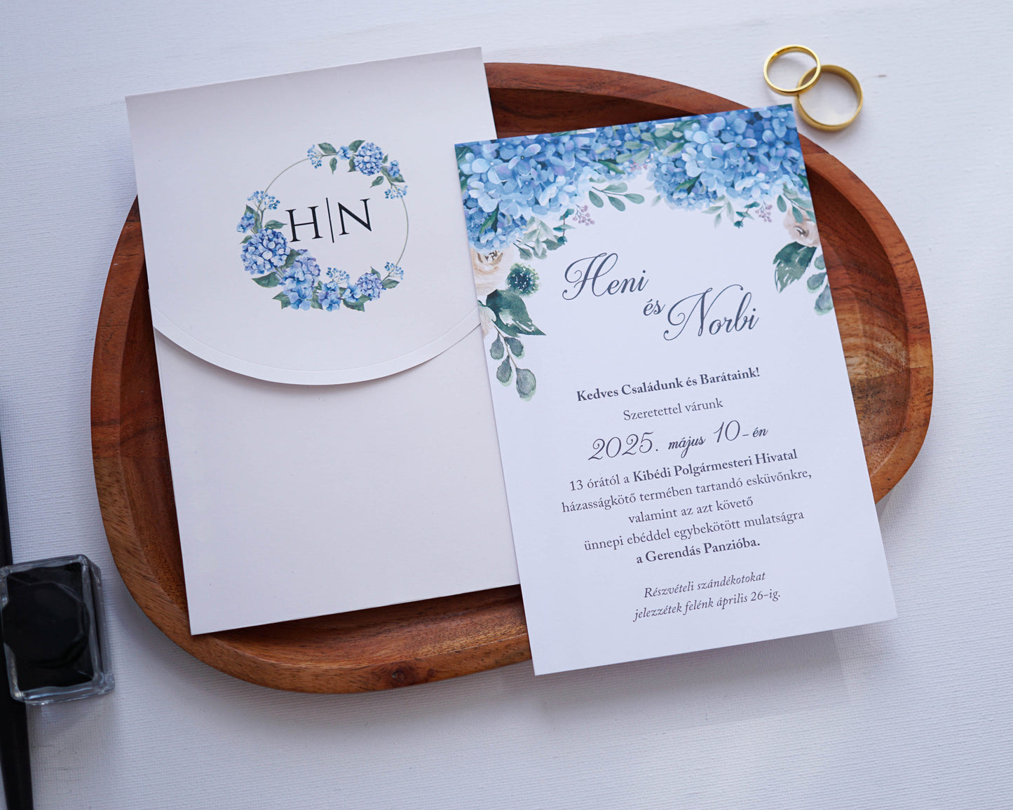 9327 - Blue floral wedding invitation
