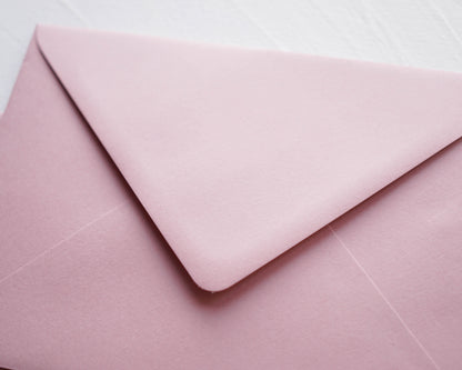 Púder rózsaszín prémium díszboríték - B6 - 125×176 mm-Boríték-B6 - 12.5 x 17.6 cm -B6, boríték, pink, rózsaszín boríték - plicuri colorate - plicuri speciale -Erdélyi Esküvői Meghívók