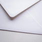 Fehér díszboríték textúrált papírból- C6 - 114 x 162 mm-Boríték-C6 - 11.4 x 16.2 cm -boríték, fehér boríték - plicuri colorate - plicuri speciale -Erdélyi Esküvői Meghívók